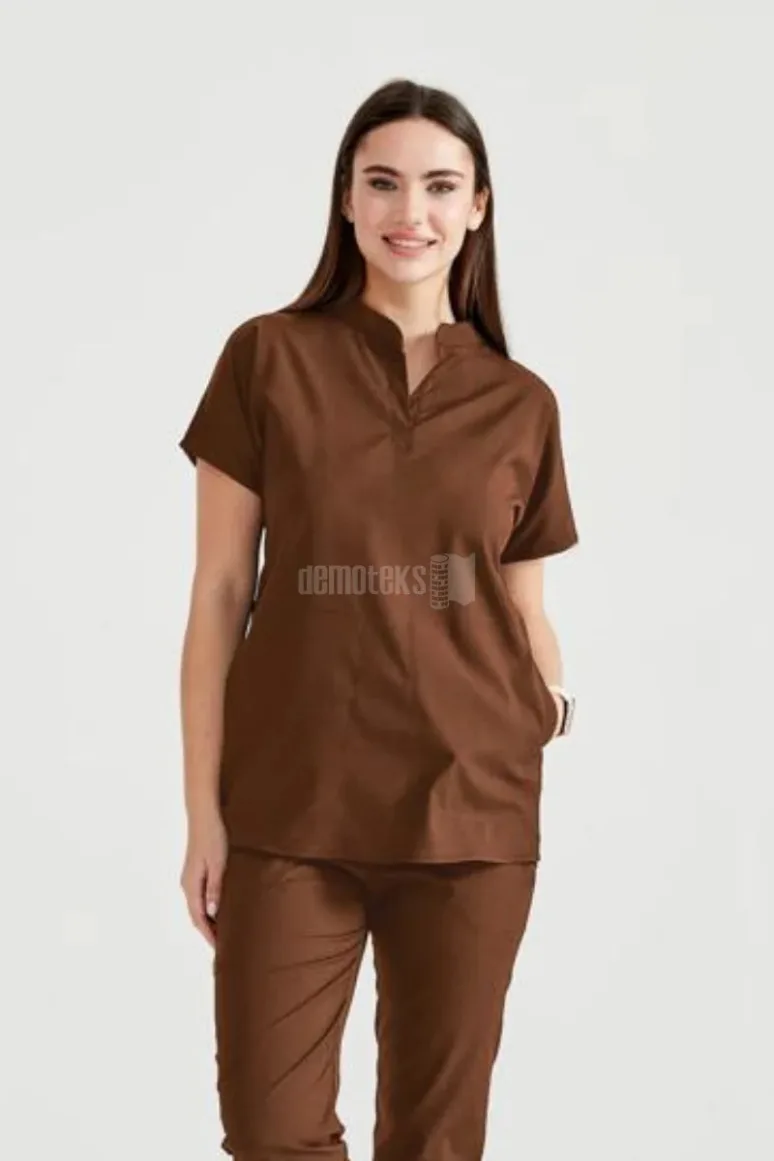 Des Vu Demoteks Brown - Unisex - Scrub Set Activity
