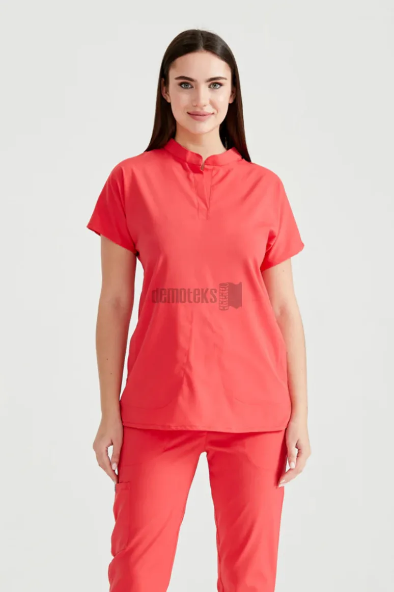 Des Vu Demoteks Coral Red - Unisex - Scrub Set Activity