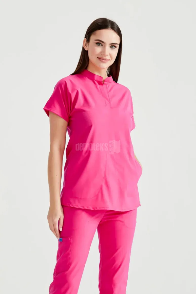 Des Vu Demoteks Fuchsia - Unisex - Scrub Set Activity