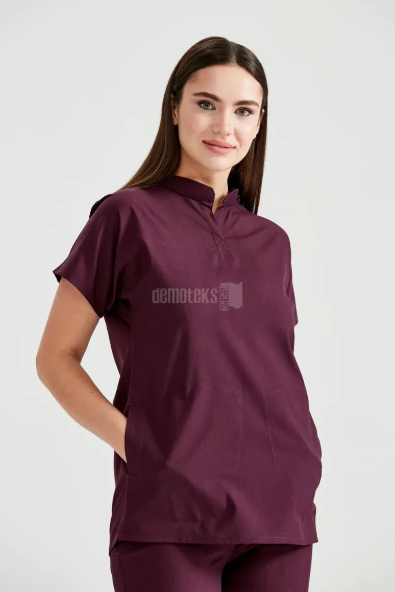 Des Vu Demoteks Garnet - Unisex - Scrub Set Activity