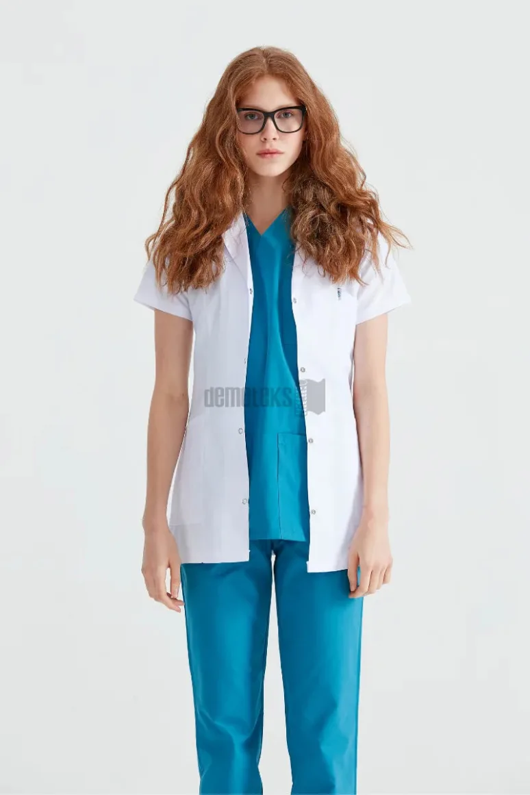 Des Vu Demoteks White Lab Coat - Women - Dr. Rever Summer